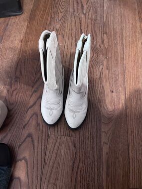 Girls White Western Booties - Stylish Ankle Boots